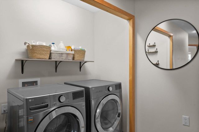 8248 Starr Grass Drive, Madison, WI 53719