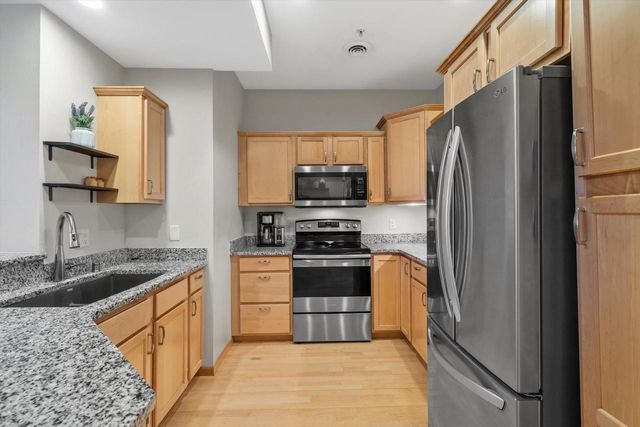 8248 Starr Grass Drive, Madison, WI 53719