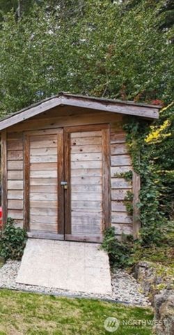 7655 Forest Ridge Drive NE, Bremerton, WA 98311