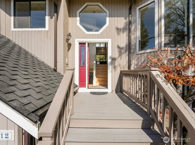 14812 SE 62nd Court, Bellevue, WA 98006