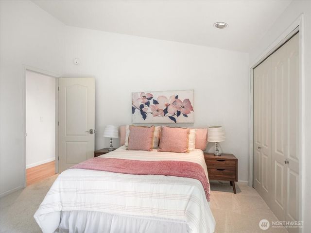 14812 SE 62nd Court, Bellevue, WA 98006