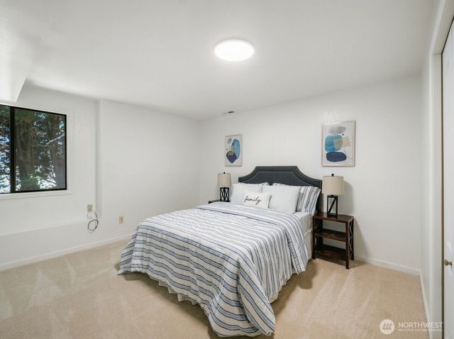 14812 SE 62nd Court, Bellevue, WA 98006