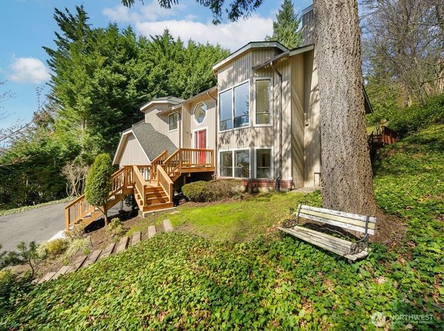 14812 SE 62nd Court, Bellevue, WA 98006