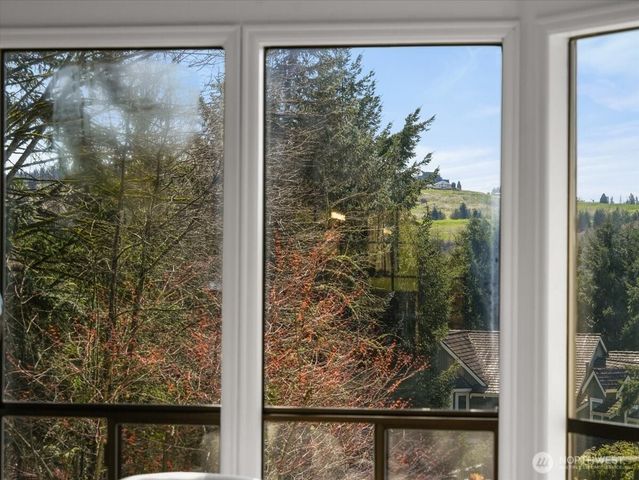 14812 SE 62nd Court, Bellevue, WA 98006