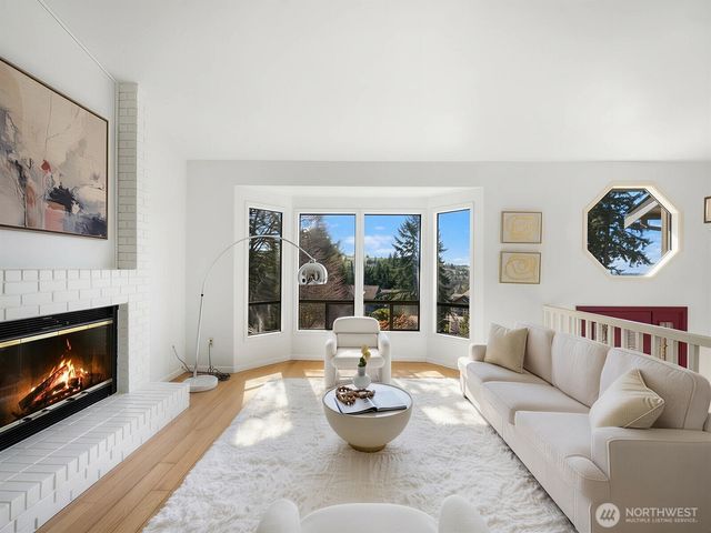 14812 SE 62nd Court, Bellevue, WA 98006