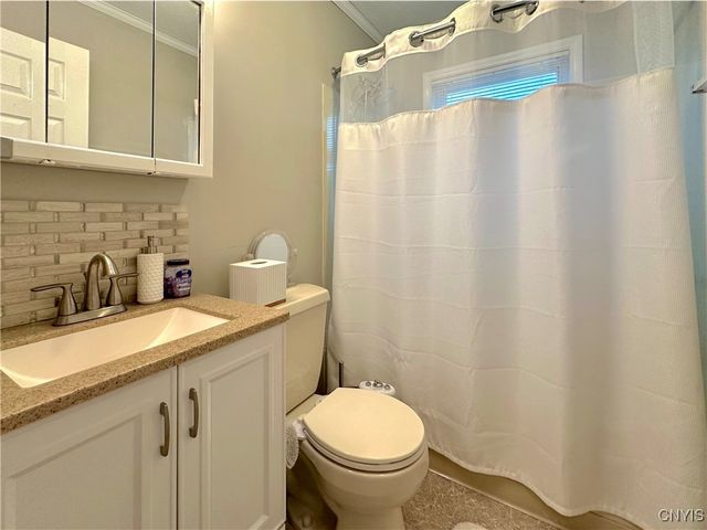 439 Van Dyke Road, Utica, NY 13502