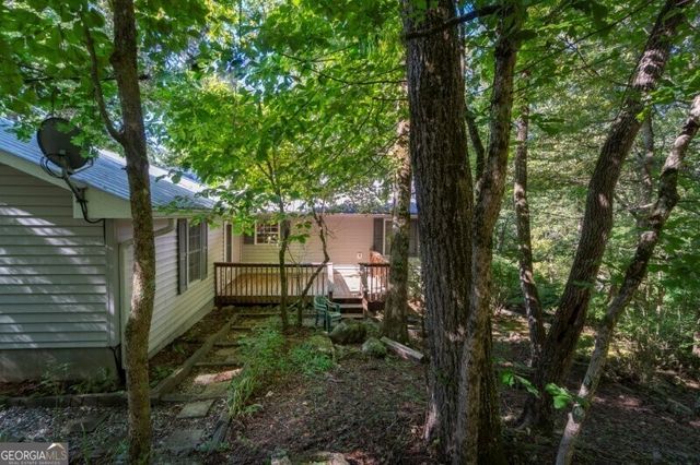 55 Santa Pera Dr, Cleveland, GA 30528