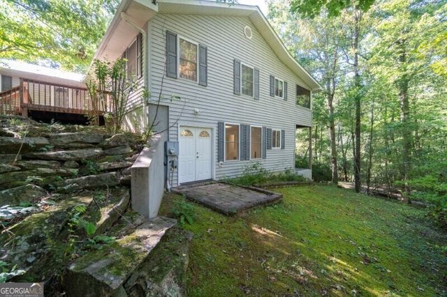 55 Santa Pera Dr, Cleveland, GA 30528