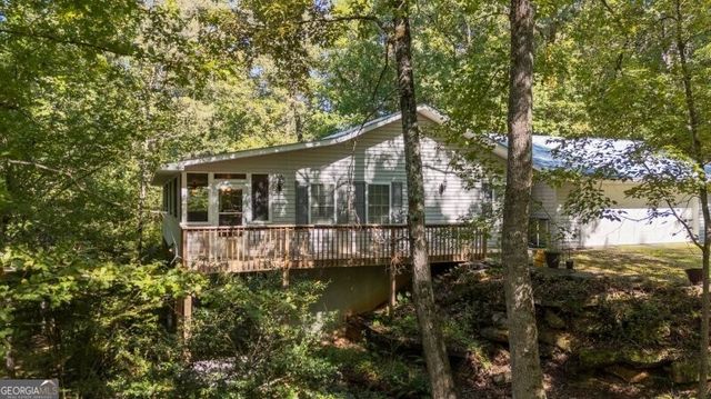 55 Santa Pera Dr, Cleveland, GA 30528