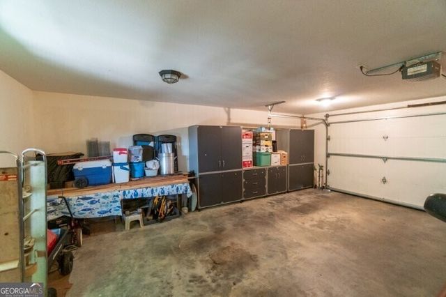 55 Santa Pera Dr, Cleveland, GA 30528