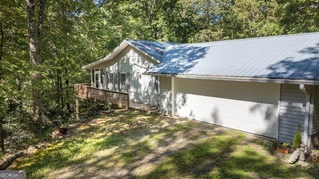 55 Santa Pera Dr, Cleveland, GA 30528