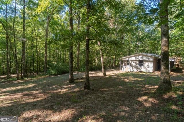 55 Santa Pera Dr, Cleveland, GA 30528