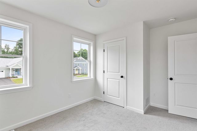 14L Dogwood Circle 14L Gray, Milton, VT 05468