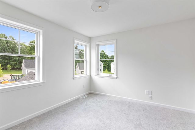 14L Dogwood Circle 14L Gray, Milton, VT 05468