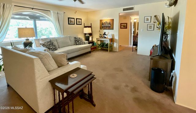 616 S Fremont Circle, Green Valley, AZ 85614