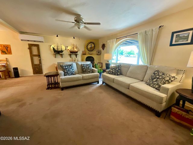 616 S Fremont Circle, Green Valley, AZ 85614