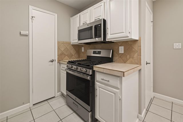 10810 Umber Court, Houston, TX 77099