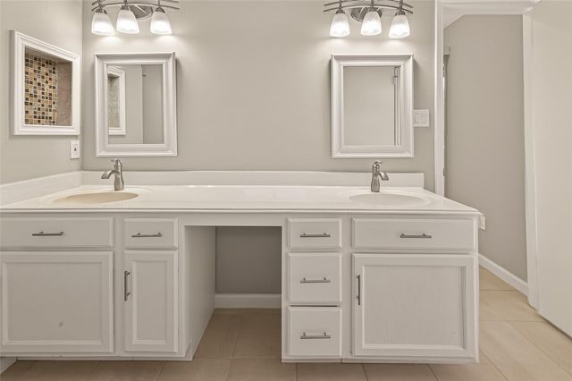 10810 Umber Court, Houston, TX 77099