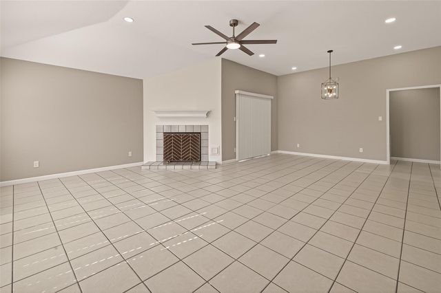 10810 Umber Court, Houston, TX 77099