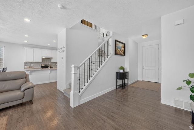 3039 S RED PINE DR, Saratoga Springs, UT 84045