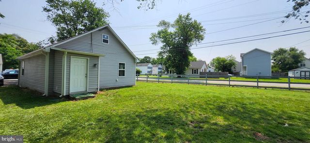 320 THIRD ST, Fredericksburg, VA 22408