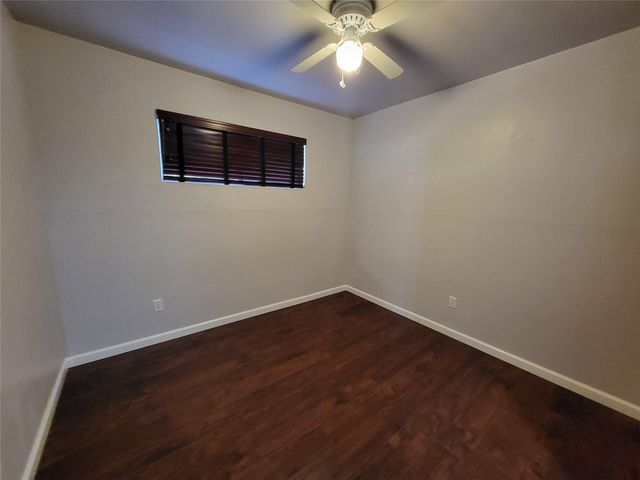 121 Harbour Lane, Coldspring, TX 77331