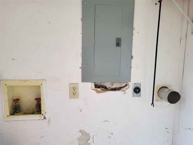 121 Harbour Lane, Coldspring, TX 77331