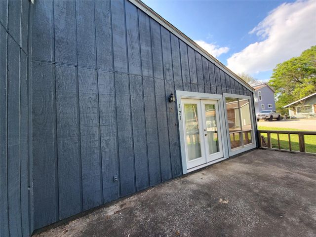 121 Harbour Lane, Coldspring, TX 77331