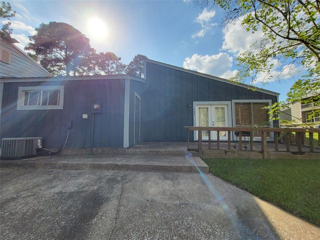 121 Harbour Lane, Coldspring, TX 77331