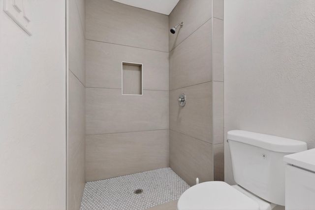 241 Burma Drive NE, Albuquerque, NM 87123