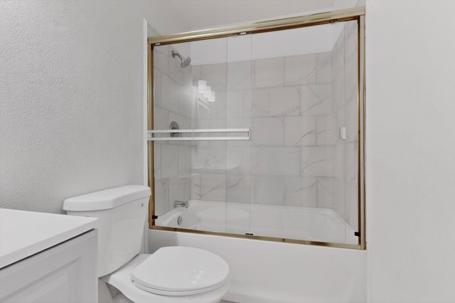 241 Burma Drive NE, Albuquerque, NM 87123