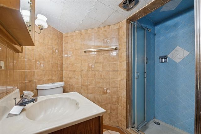 4647 N Newland Avenue, Harwood Heights, IL 60706