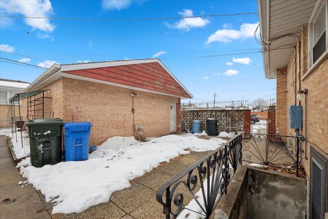 4647 N Newland Avenue, Harwood Heights, IL 60706