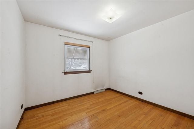 4647 N Newland Avenue, Harwood Heights, IL 60706