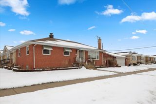 4647 N Newland Avenue, Harwood Heights, IL 60706