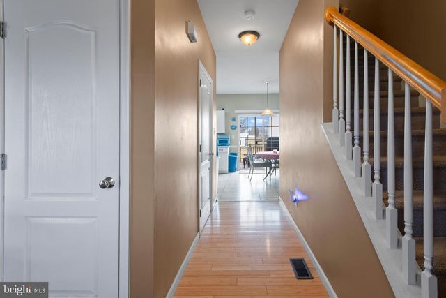 26 COBBLESTONE DR, New Castle, DE 19720