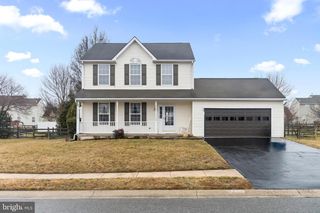 26 COBBLESTONE DR, New Castle, DE 19720