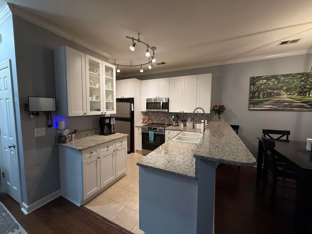 1202 Grove Park Drive, Charleston, SC 29414