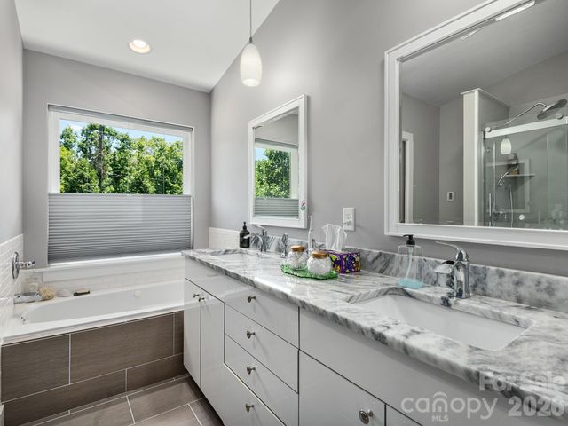 105 Upper Grove Lane, Weaverville, NC 28787