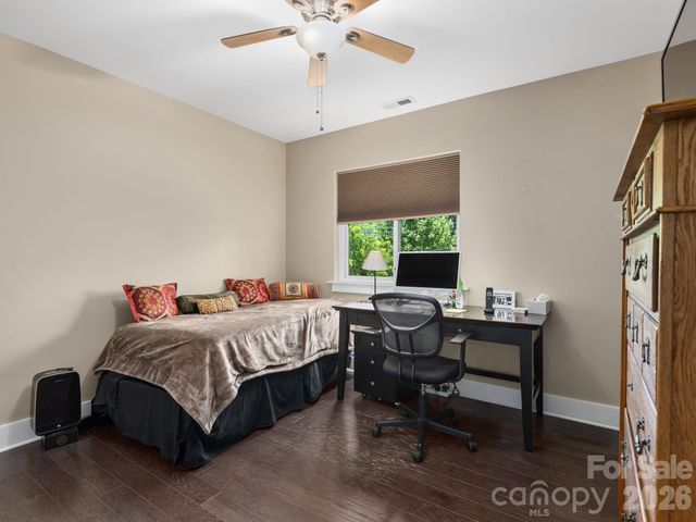 105 Upper Grove Lane, Weaverville, NC 28787
