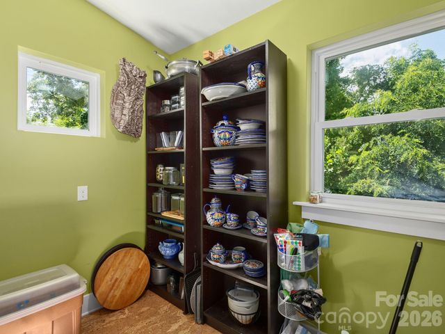 105 Upper Grove Lane, Weaverville, NC 28787
