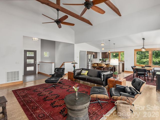 105 Upper Grove Lane, Weaverville, NC 28787
