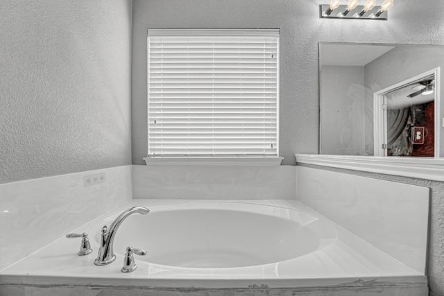 4429 Rolling Water DR, Pflugerville, TX 78660