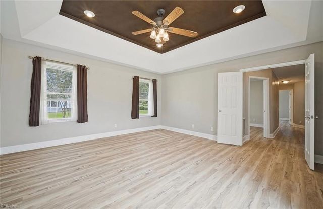 124 Holloway DR, Smithfield, VA 23430