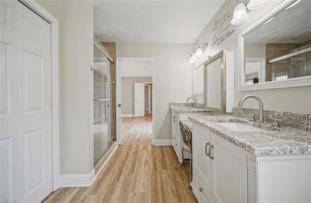 124 Holloway DR, Smithfield, VA 23430