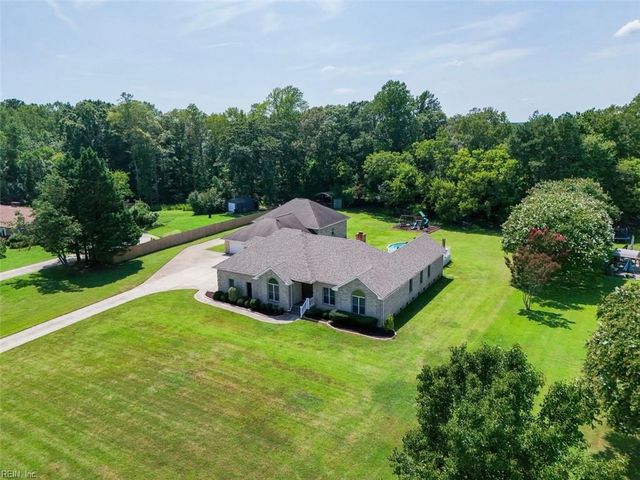 124 Holloway DR, Smithfield, VA 23430