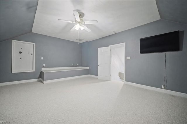 124 Holloway DR, Smithfield, VA 23430