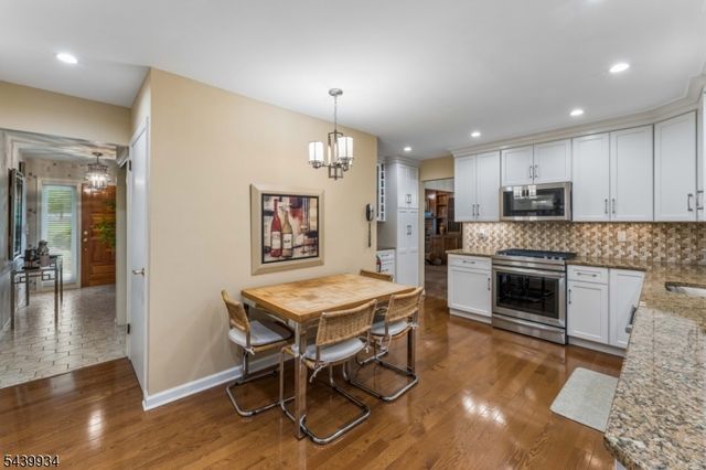 1272 Sleepy Hollow Ln, Scotch Plains Twp., NJ 07076