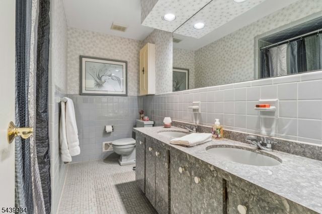 1272 Sleepy Hollow Ln, Scotch Plains Twp., NJ 07076