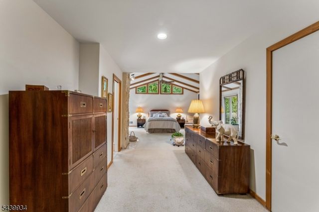 1272 Sleepy Hollow Ln, Scotch Plains Twp., NJ 07076